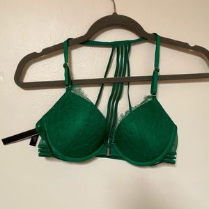 Victoria’s Secret bra bundle! NWOT